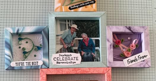 260803 3D paper frames